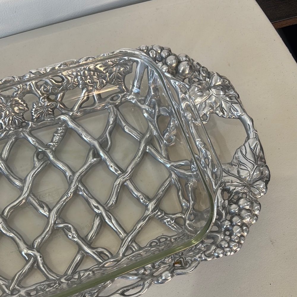 Elegant Silver Glass Arthur Court Baking dish - Picture 4 of 5